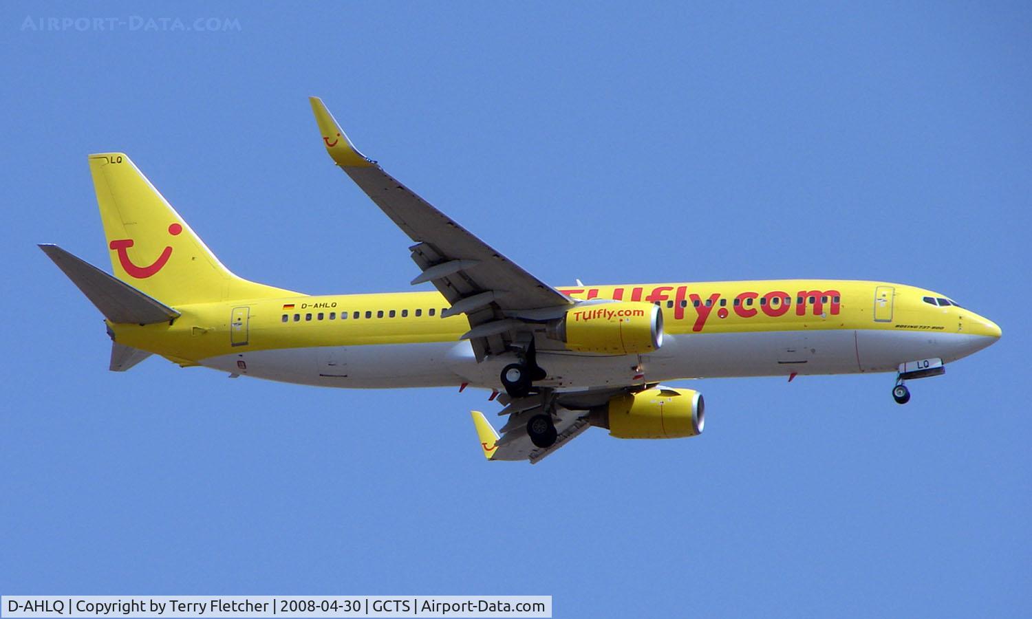 D-AHLQ, 2002 Boeing 737-8K5 C/N 32906, TUI B737 on approach to Tenerife South