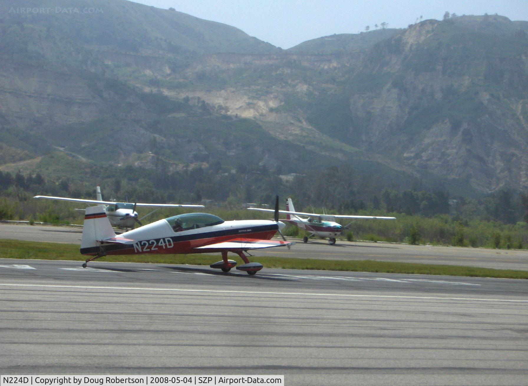 N224D, 1996 Extra EA-300/L C/N 028, 1996 Extra Fleugzeugbau Gmbh EA 300L AKROBAT, Lycoming AEIO-540-L1B5 300 Hp, landing roll Rwy 22