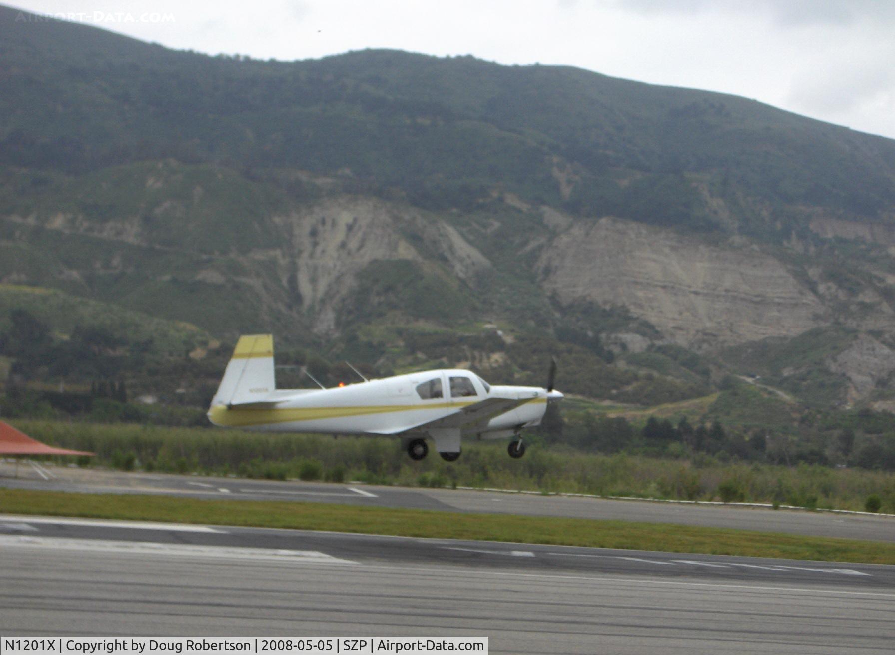 N1201X, 1963 Mooney M20C Ranger C/N 2604, 1963 Mooney M20C, Lycoming O&VO-360 180 Hp, takeoff Rwy 22