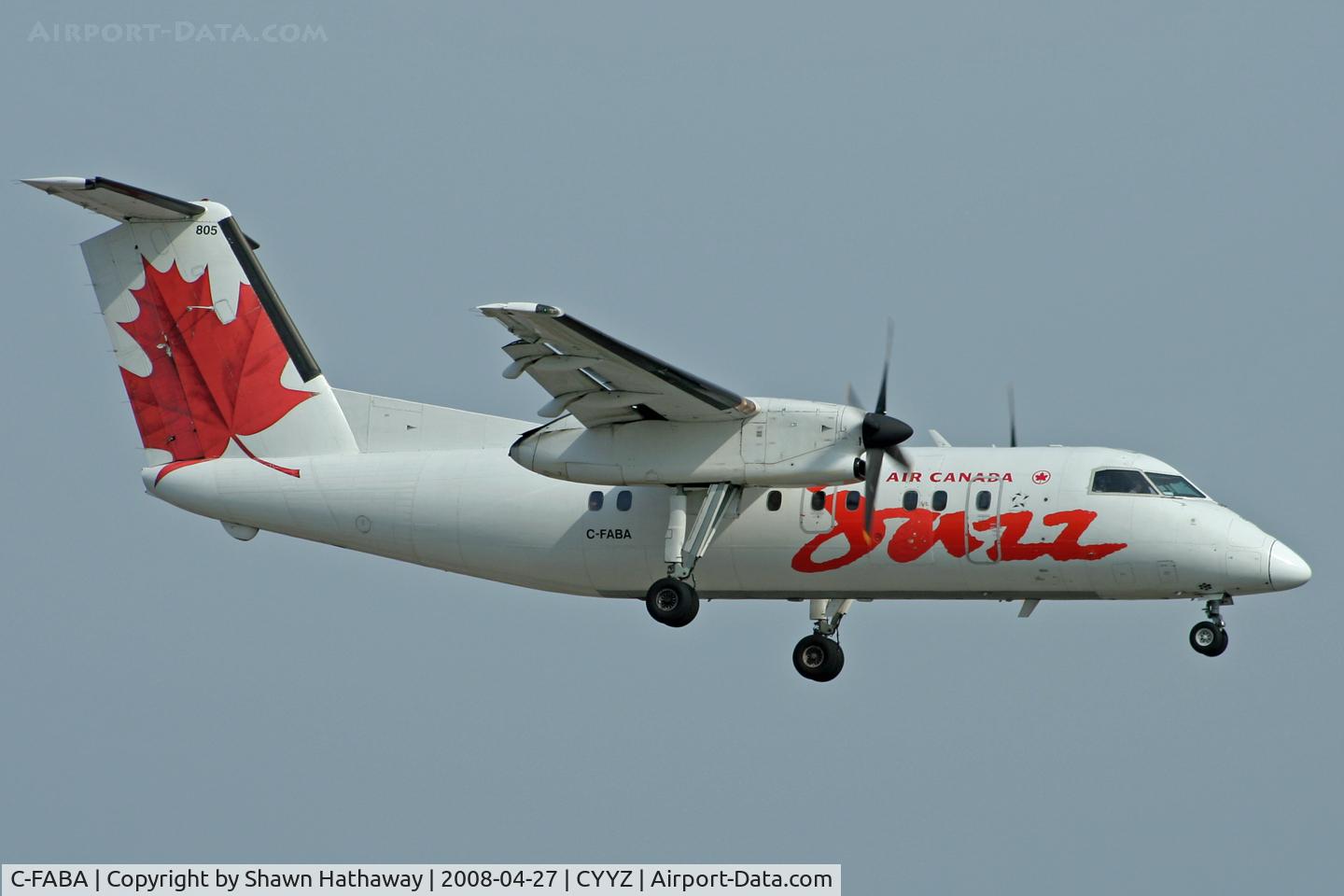 C-FABA, 1988 De Havilland Canada DHC-8-102 Dash 8 C/N 092, Landing Runway 32 (Canon XT, 70-300mm)