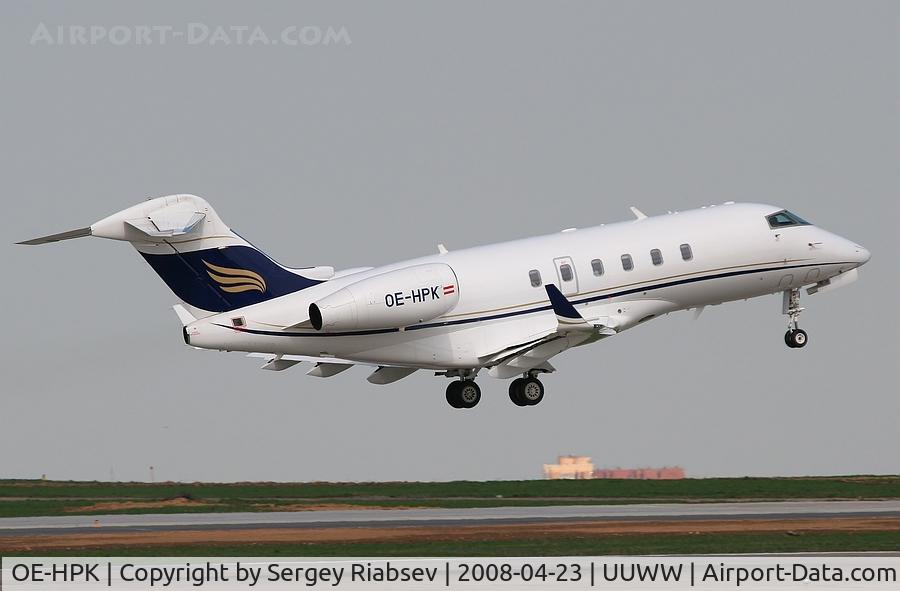 OE-HPK, 2001 Bombardier Challenger 300 (BD-100-1A10) C/N 20004, Canadair BD100-1A10