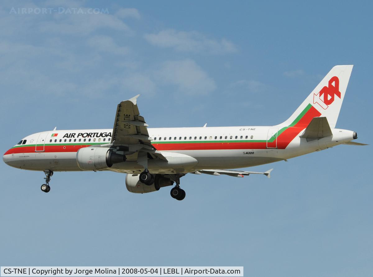CS-TNE, 1992 Airbus A320-211 C/N 395, 