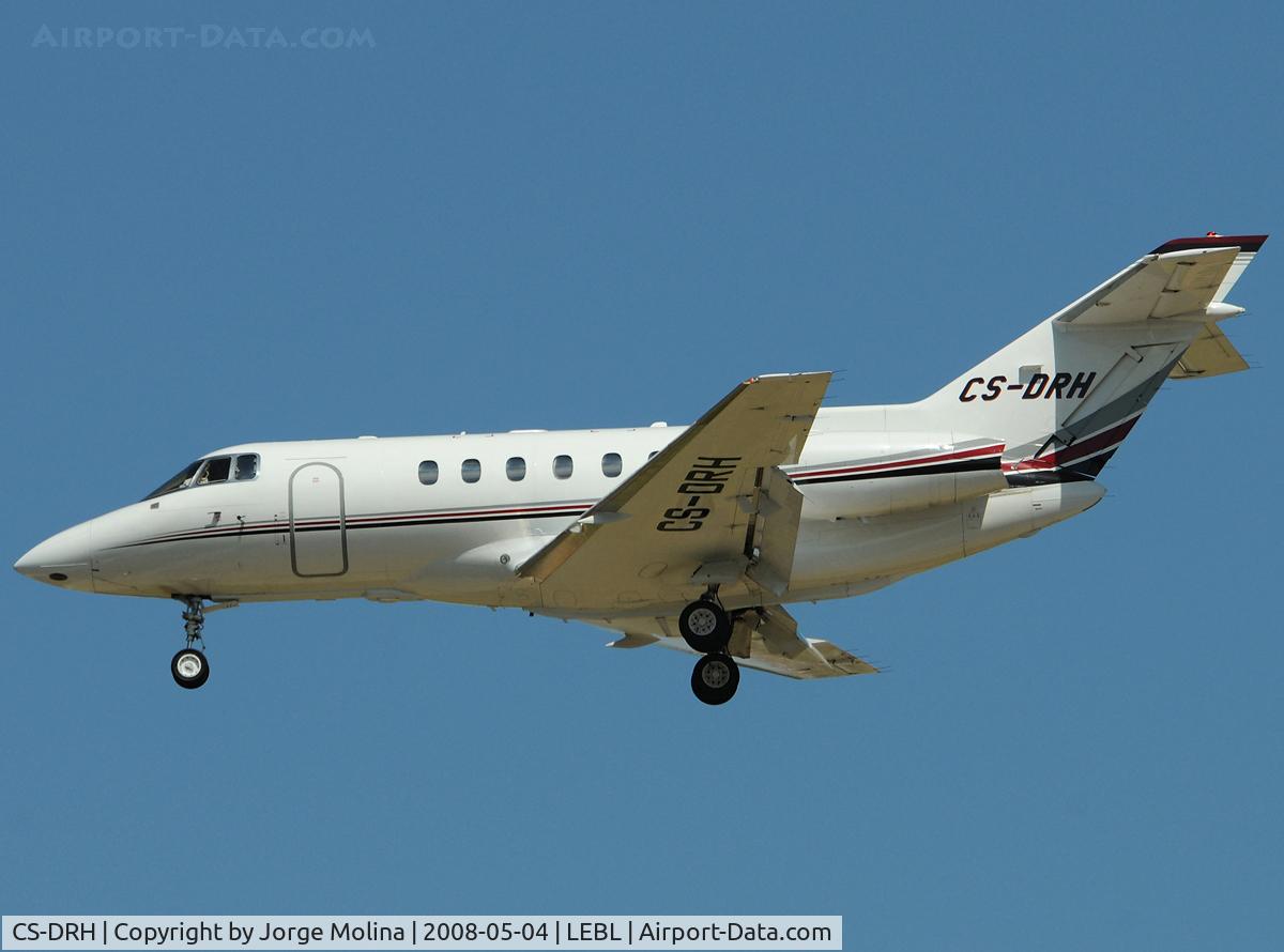 CS-DRH, 2005 Raytheon Hawker 800XP C/N 258746, Clear to land RWY 25R.