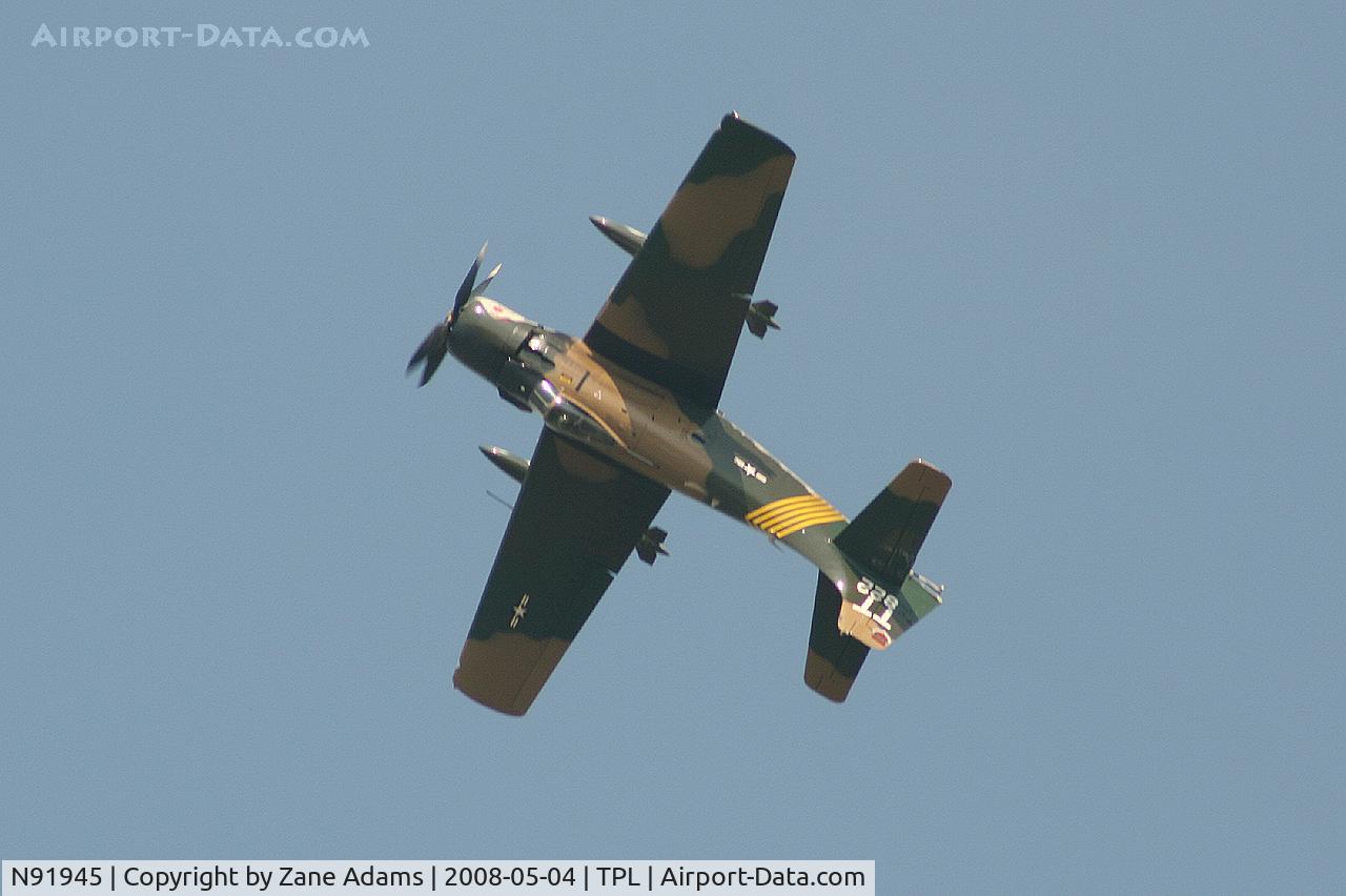 N91945, 1952 Douglas AD4-DW C/N 126882-SF85, At Central Texas Airshow