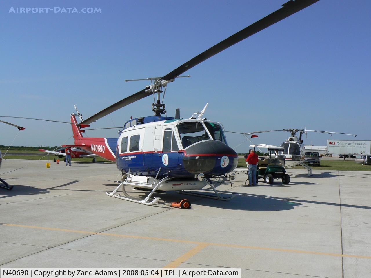 N40690, 1966 Bell UH-1H C/N 66-00816, At Central Texas Airshow