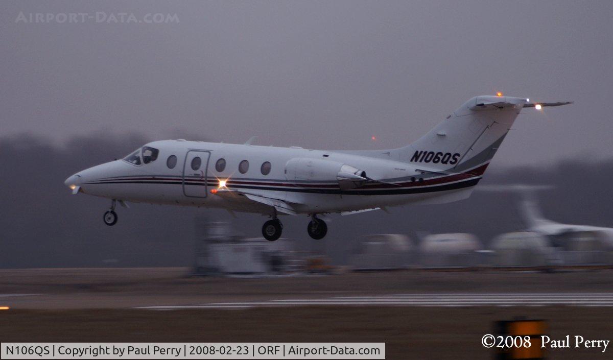N106QS, Raytheon Aircraft Company 400A C/N RK-381, Slipping her in under the worst of the weather