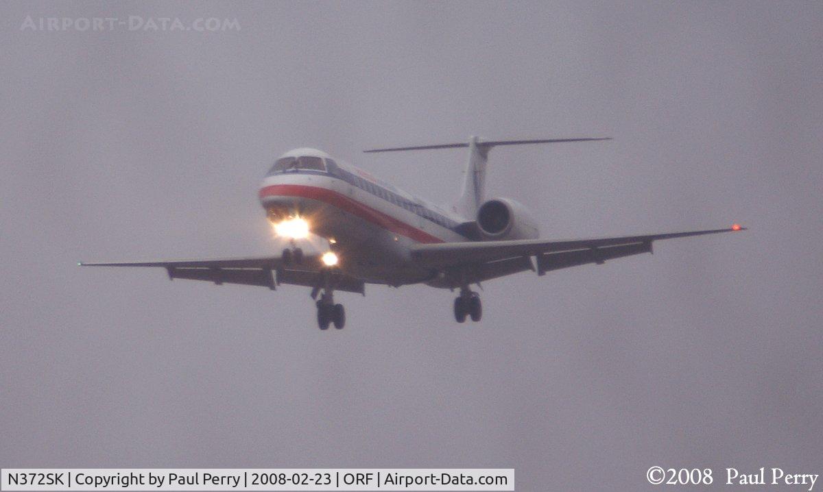 N372SK, 2001 Embraer ERJ-140LR (EMB-135KL) C/N 145538, Easing down