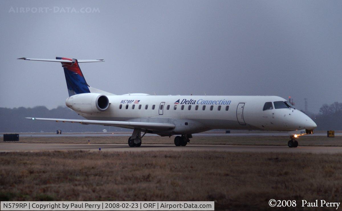 N579RP, 2004 Embraer ERJ-145LR (EMB-145LR) C/N 14500871, Yet another run on a busy day