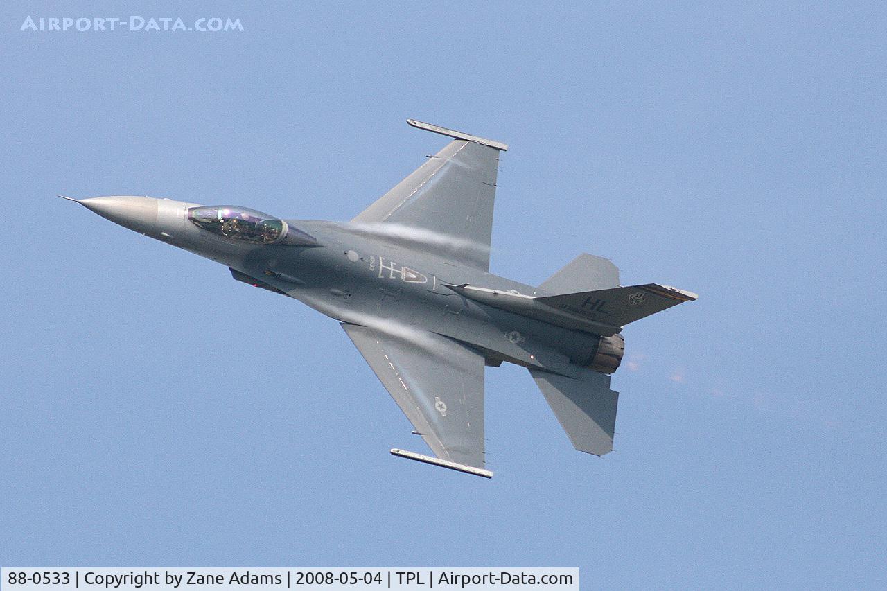 88-0533, 1988 General Dynamics F-16CG Night Falcon C/N 1C-135, At Central Texas Airshow - Viper West Demo