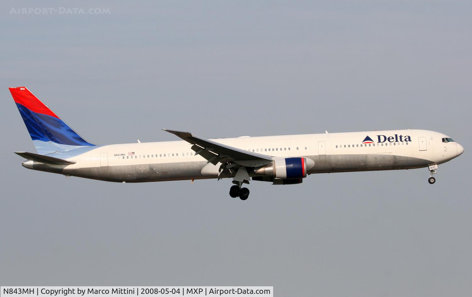 N843MH, 2002 Boeing 767-432/ER C/N 29716, Landing at Milano Malpensa
