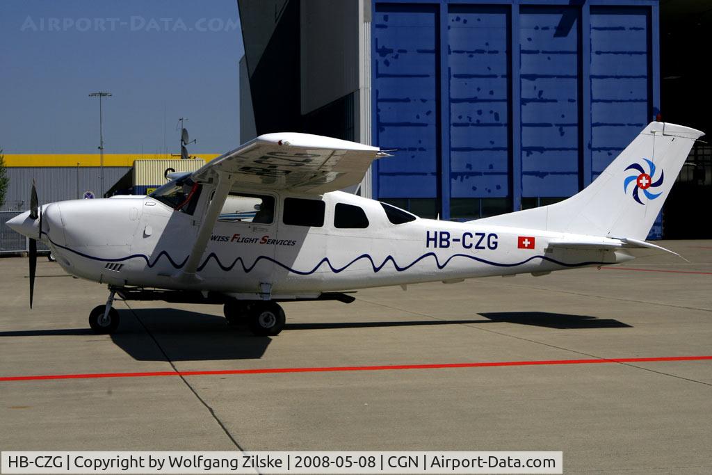 HB-CZG, 1999 Cessna T206H Turbo Stationair C/N T20608078, visitor
