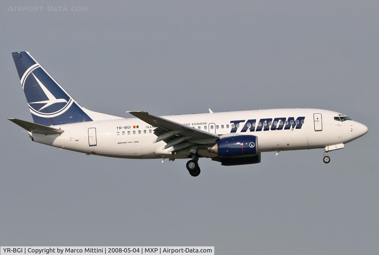 YR-BGI, 2003 Boeing 737-78J C/N 28439, Landing at Milano Malpensa