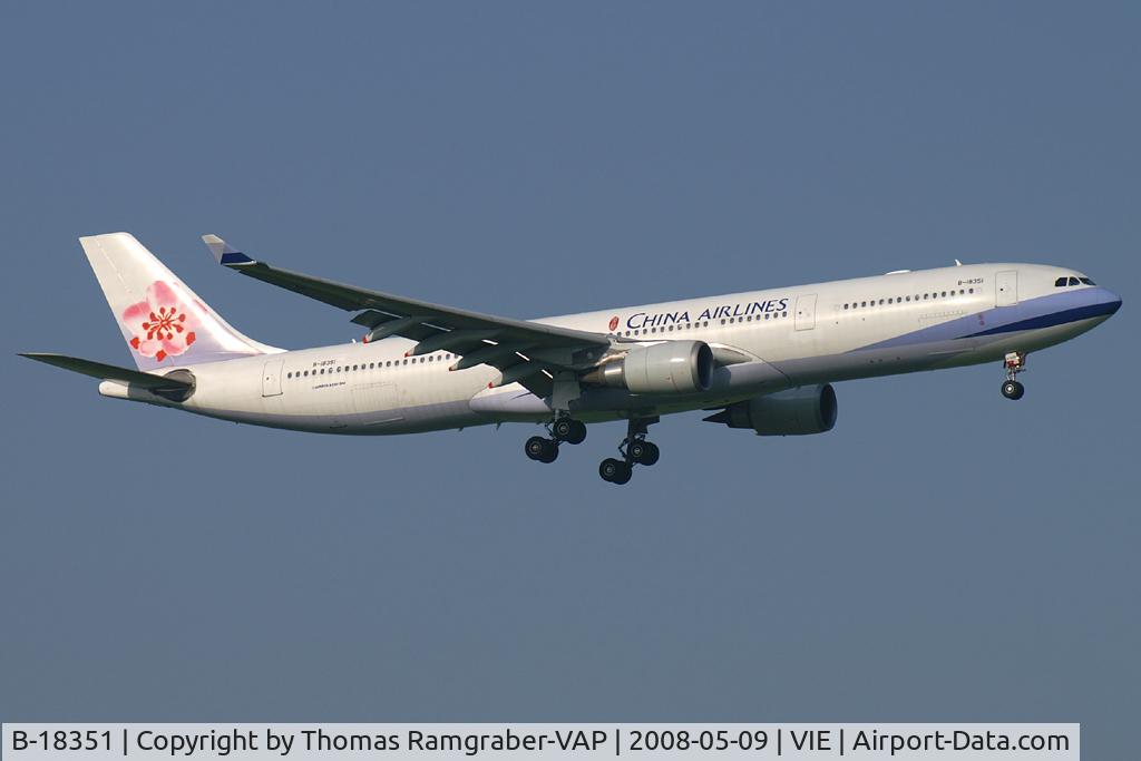 B-18351, 2006 Airbus A330-302 C/N 725, China Airlines Airbus A330-300
