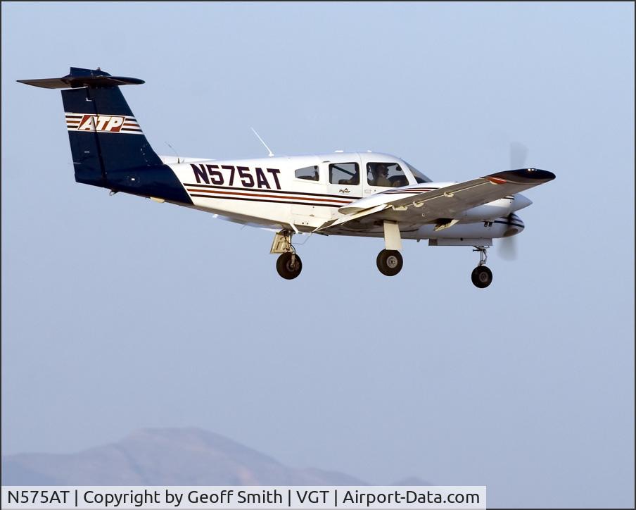 N575AT, 2005 Piper PA-44-180 Seminole C/N 4496203, N575AT