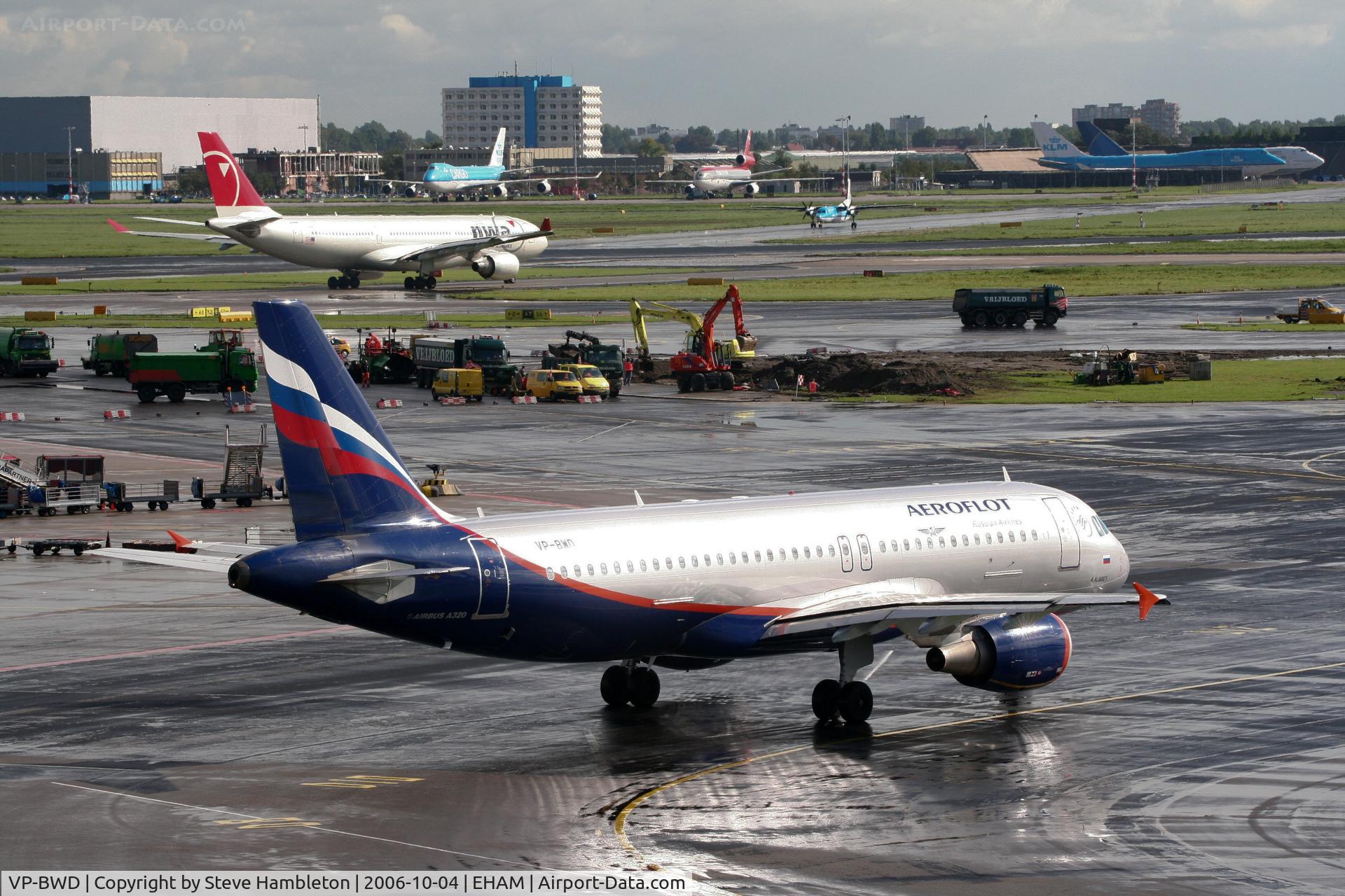 VP-BWD, 2003 Airbus A320-214 C/N 2116, A little bit of sun interrupts a rainy afternoon at Amsterdam