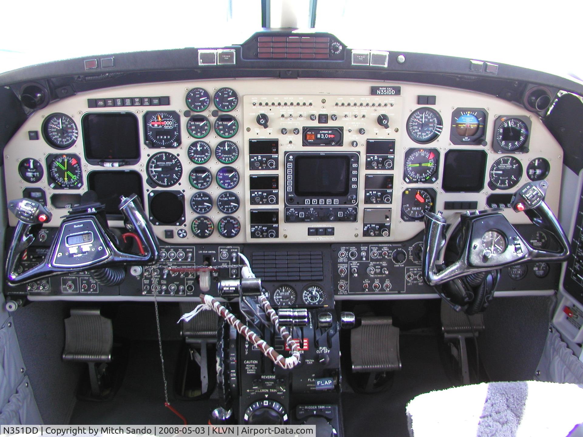 N351DD, 1999 Raytheon 350 Super King Air C/N FL-257, Parked on the ramp at Airlake.
