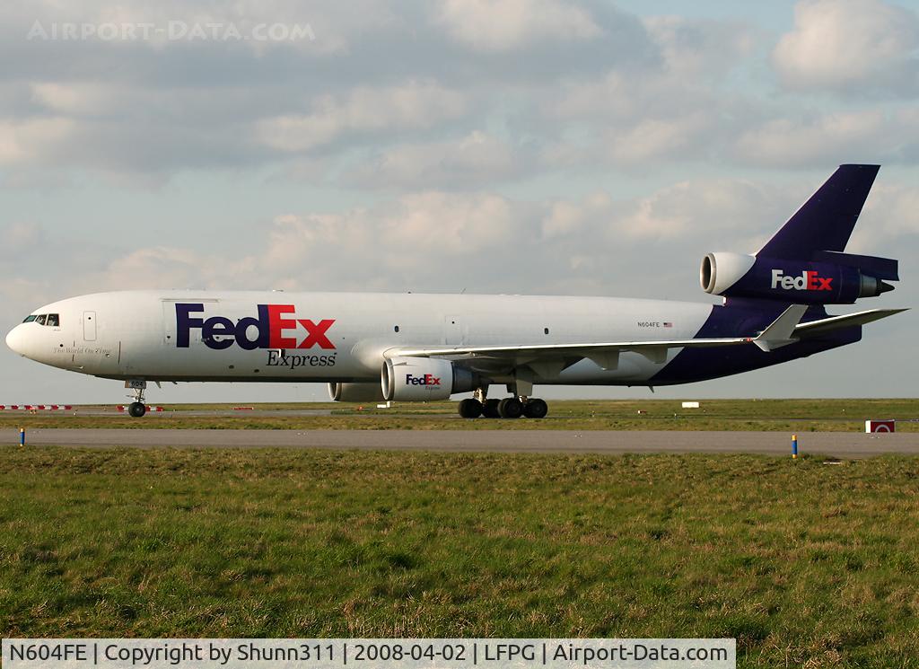 N604FE, 1992 McDonnell Douglas MD-11F C/N 48460, Rolling to the Cargo apron...