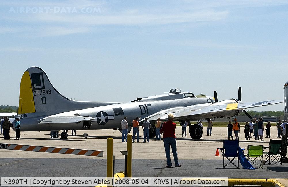 N390TH, 1944 Boeing B-17G Flying Fortress C/N Not found 44-85734, B-17 Liberty Belle visiting KRVS.