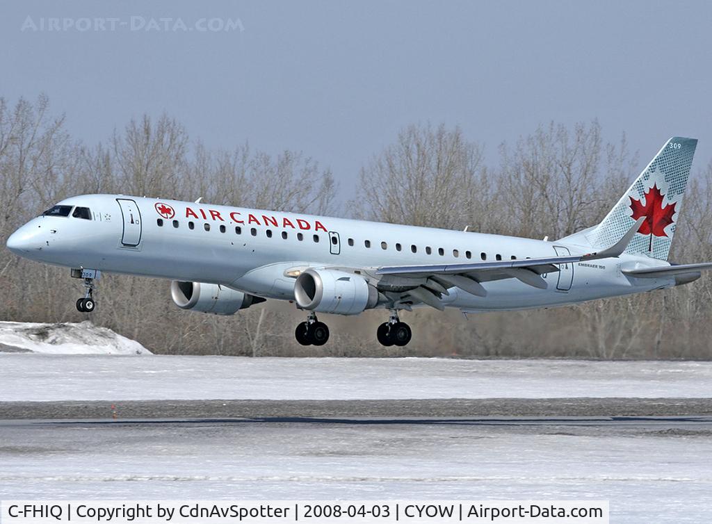 C-FHIQ, 2006 Embraer 190AR (ERJ-190-100IGW) C/N 19000031, Air Canada E190 about to land on Rwy 25