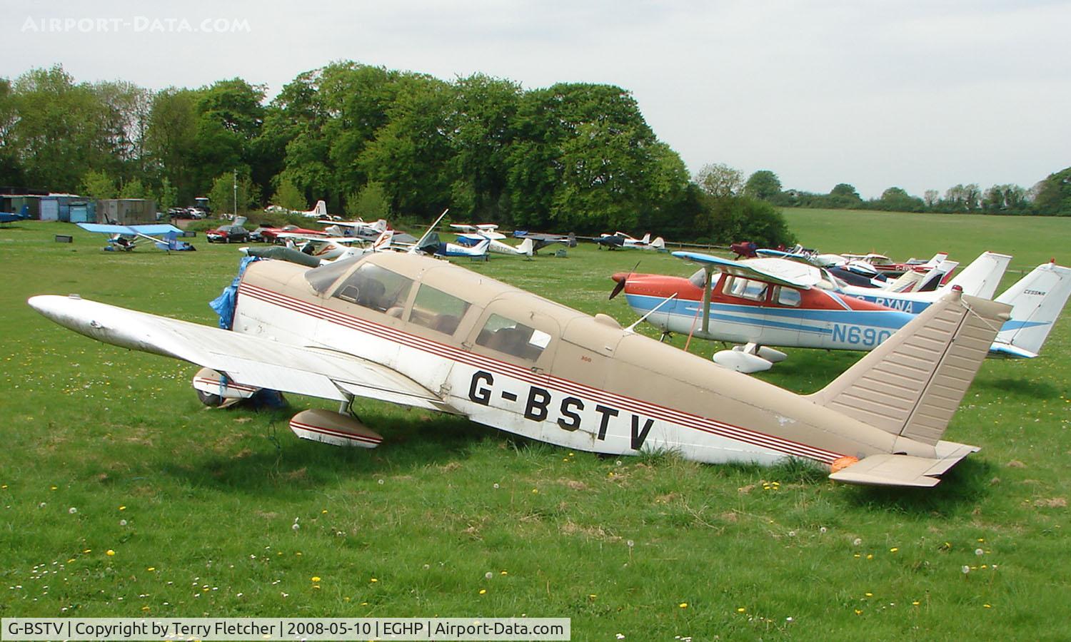 G-BSTV, 1967 Piper PA-32-300 Cherokee Six Cherokee Six C/N 32-40378, A very pleasant general Aviation day at Popham in rural UK