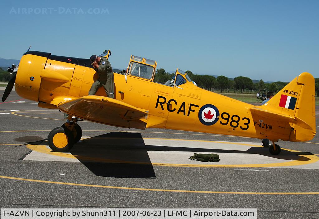 F-AZVN, 1941 North American T-6G Texan C/N 168-87, Used as a demo during LFMC Airshow 2007