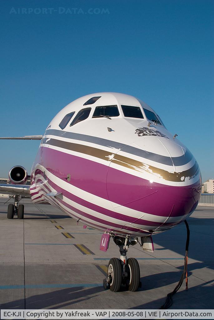 EC-KJI, 1990 McDonnell Douglas MD-87 (DC-9-87) C/N 49836, Pronair MD87