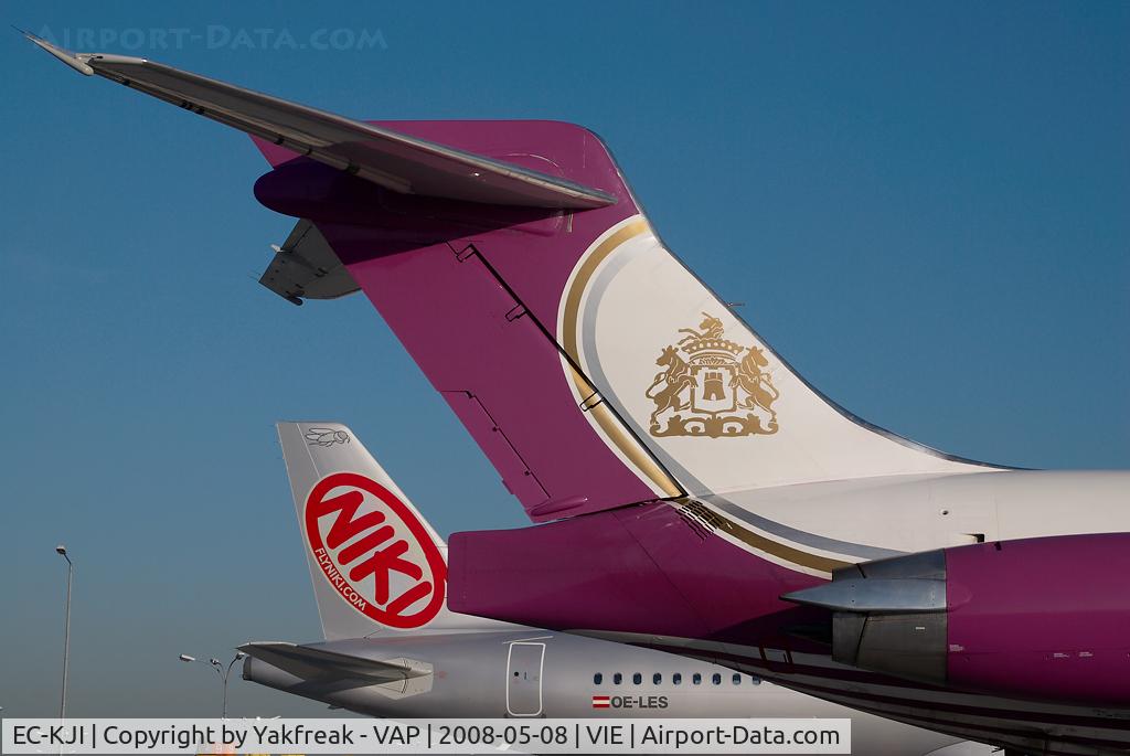 EC-KJI, 1990 McDonnell Douglas MD-87 (DC-9-87) C/N 49836, Pronair MD87