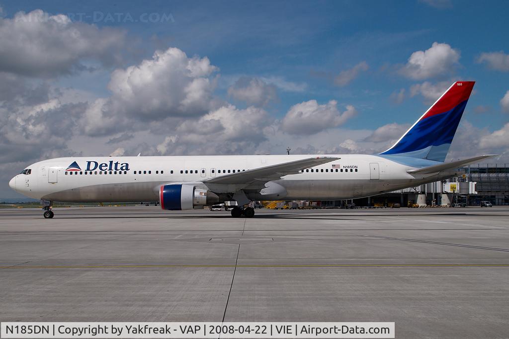 N185DN, 1995 Boeing 767-332 C/N 27961, Delta Airlines Boeing 767-300