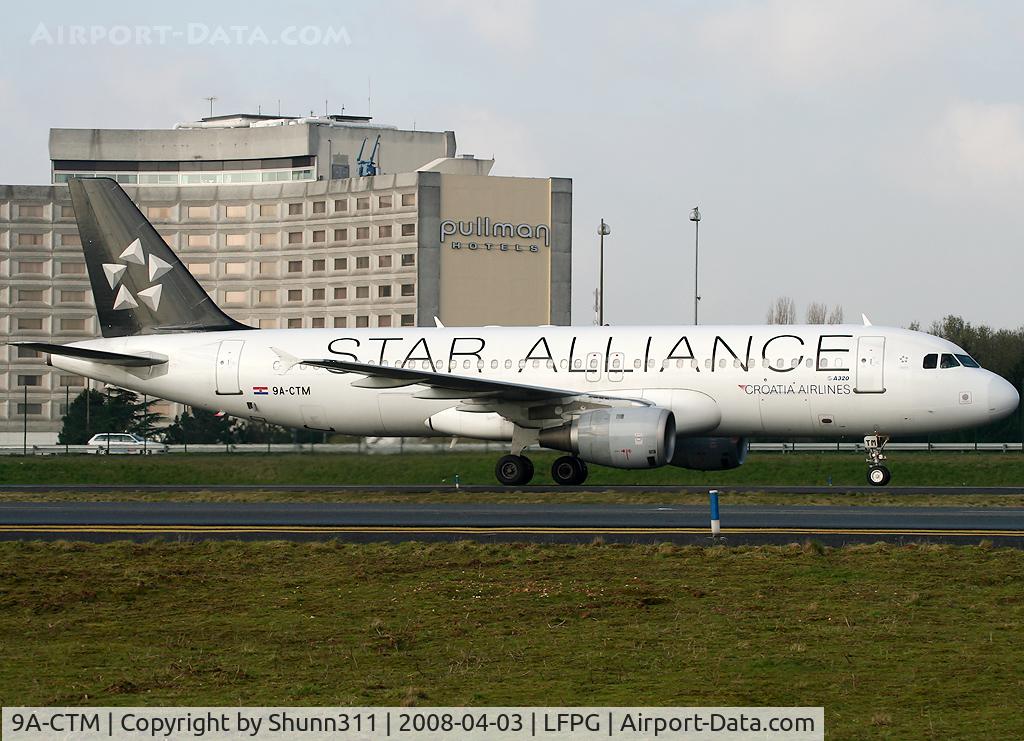 9A-CTM, 1997 Airbus A320-212 C/N 0671, In new Star Alliance c/s and passing on parallels runways