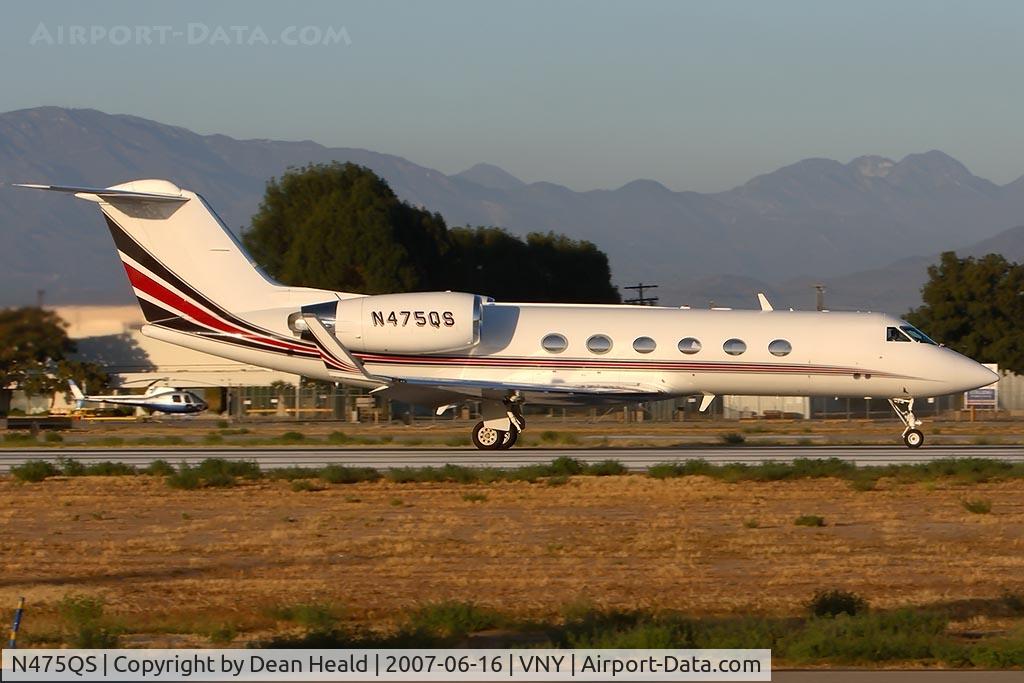 N475QS, 1995 Gulfstream Aerospace G-IV C/N 1275, Harman International Industries N475QS starting takeoff roll on RWY 16R for a trip to Teterboro (KTEB) in nice evening light.