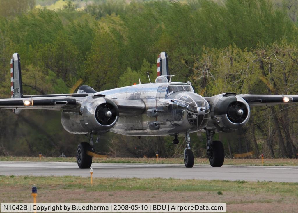 N1042B, 1944 North American B-25N Mitchell C/N 108-35148, Pacific Prowler starting down the runway.