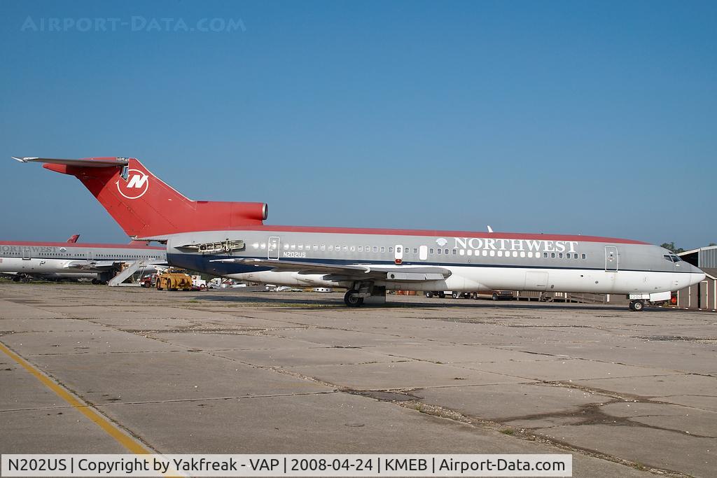 N202US, 1980 Boeing 727-251 C/N 22155, ex Northwest Boeing 727-200