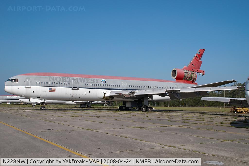 N228NW, 1973 Douglas DC-10-30 C/N 46578, ex Northwest DC10