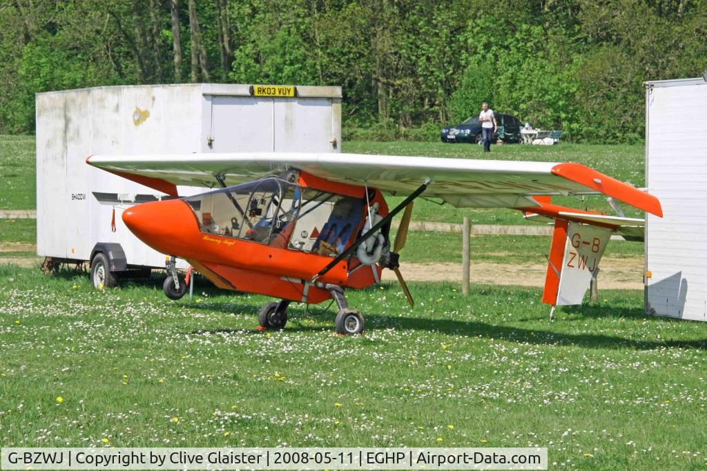 G-BZWJ, 2002 CFM Streak Shadow C/N PFA 206-13553, HEX: 404551