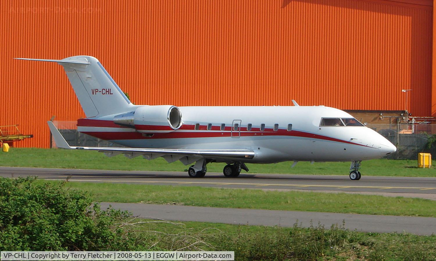 VP-CHL, 2004 Bombardier Challenger 604 (CL-600-2B16) C/N 5597, Challenger 604 ex VP-CKR taxies out at Luton