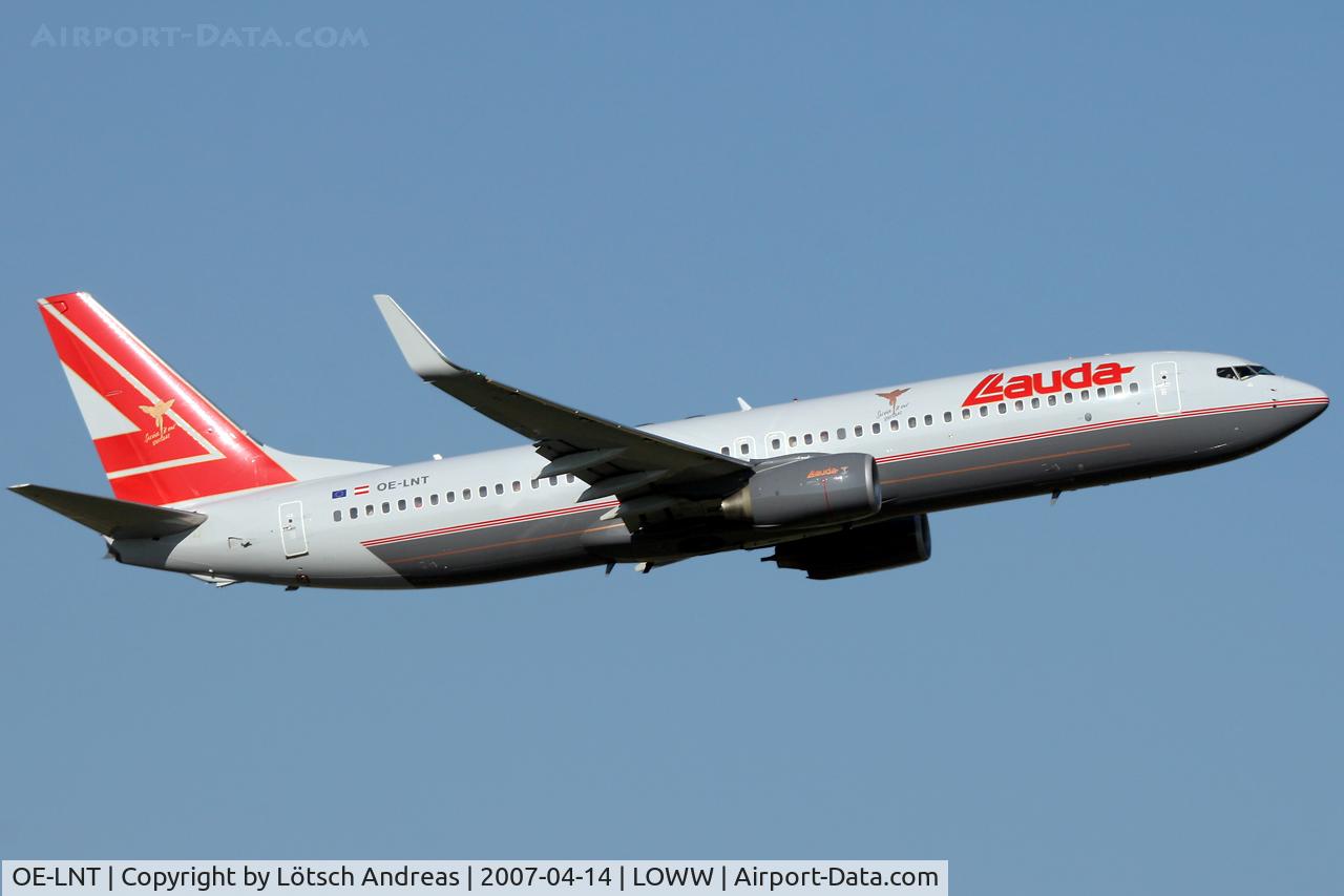 OE-LNT, 2006 Boeing 737-8Z9 C/N 33834, T/O RWY 16