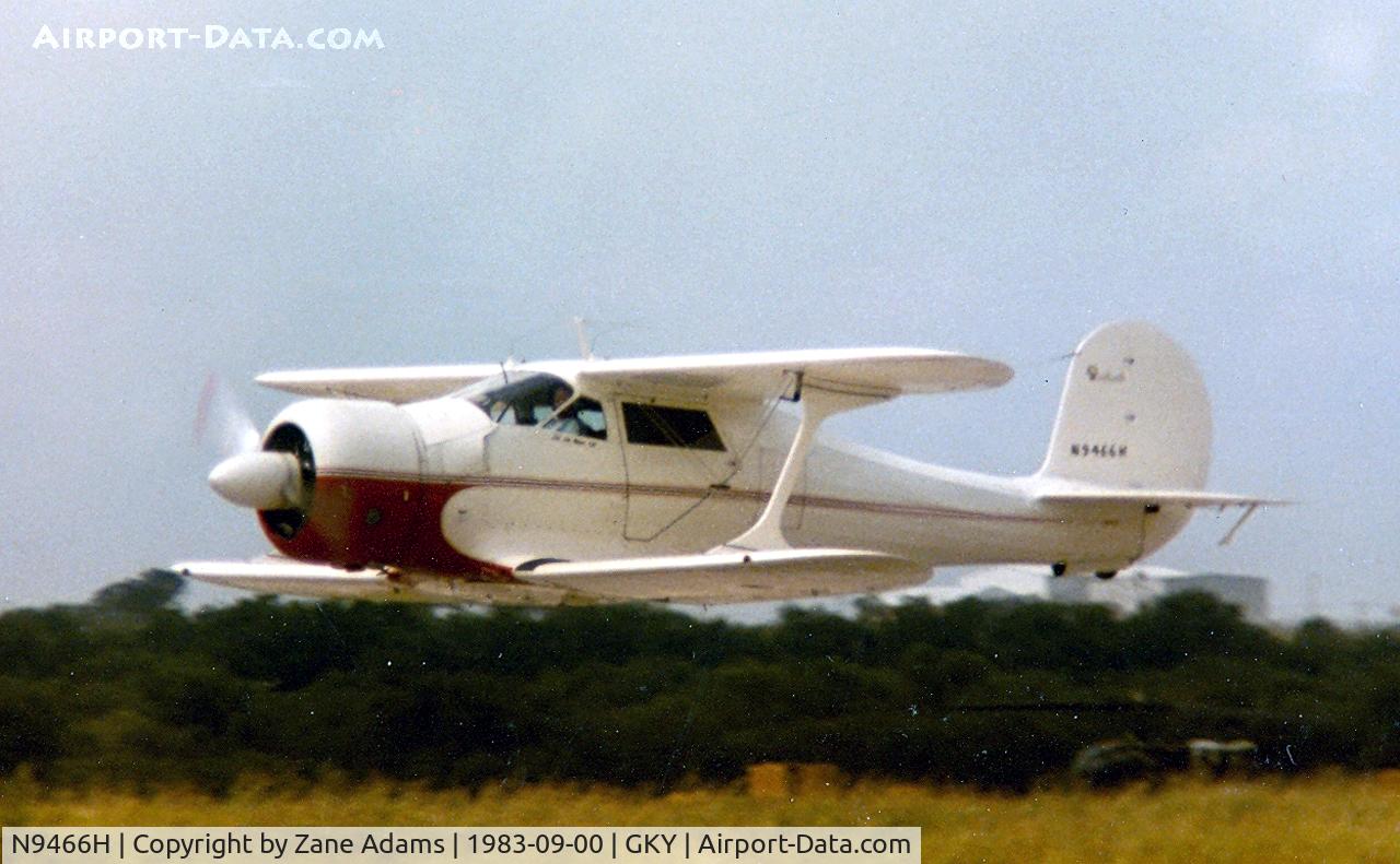 N9466H, 1944 Beech D17S Staggerwing C/N 6688, Beech Staggerwing - Gear Problem...