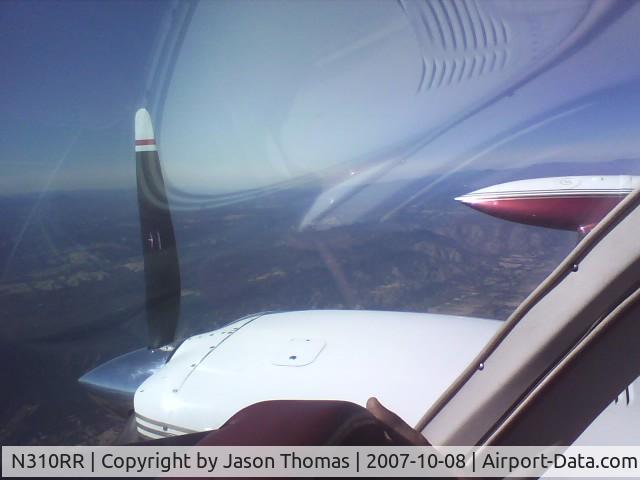 N310RR, 1974 Cessna 310R C/N 310R0014, Feathered Engine