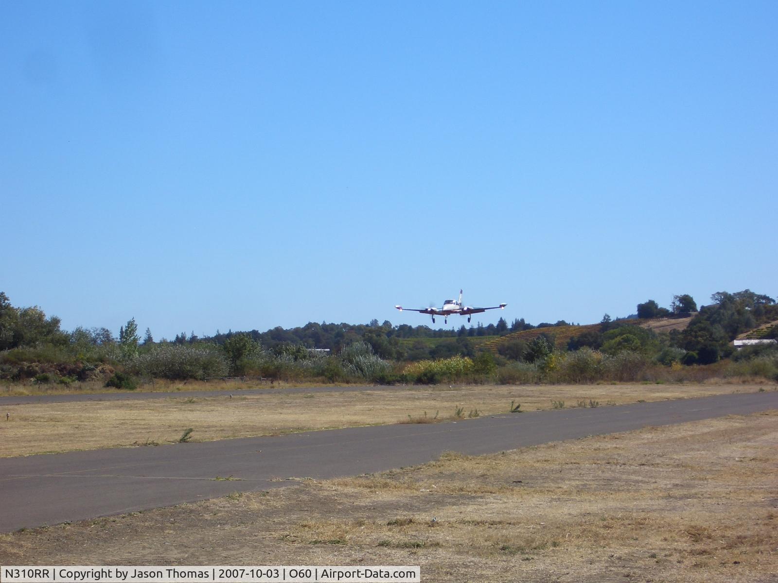 N310RR, 1974 Cessna 310R C/N 310R0014, Cessna 310RR Landing at Cloverdale