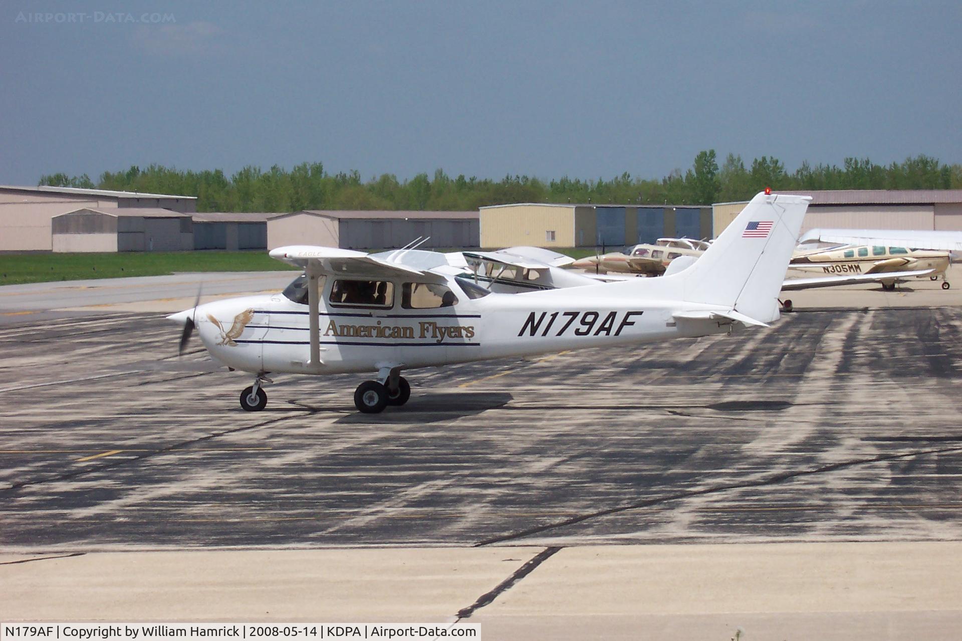 N179AF, 2003 Cessna 172R C/N 17281179, Waiting to taxi at DuPage