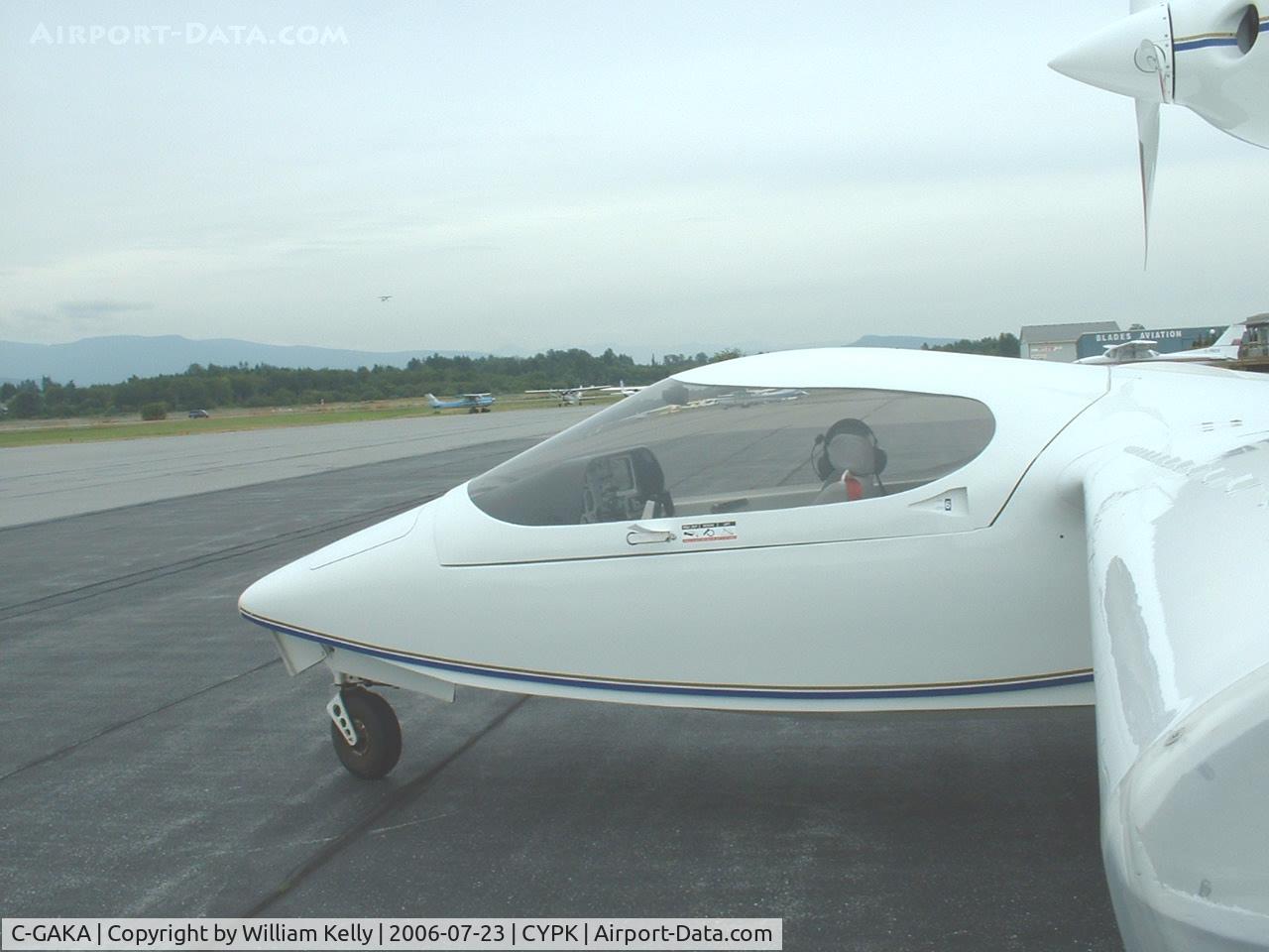C-GAKA, 2000 Seawind 3000 C/N 46, Seawind 3000 just after landing Pitt Meadows