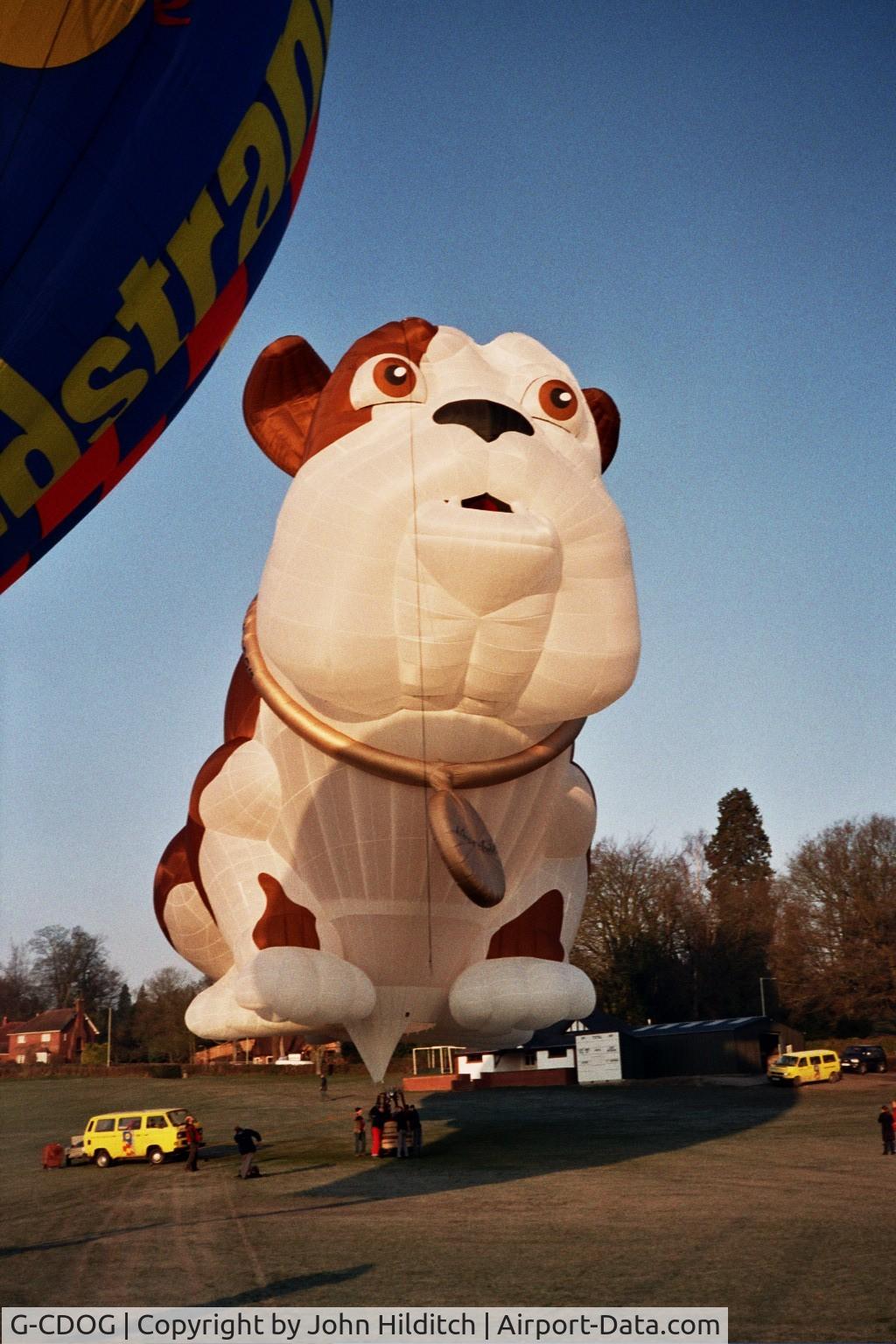 G-CDOG, 2003 Lindstrand Balloons LBL Dog C/N 938, Churchill Dog - Test Flight Oswestry