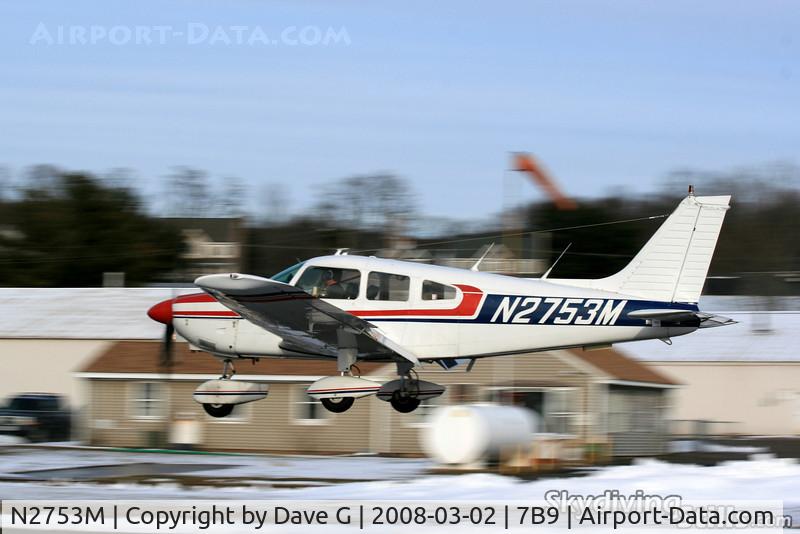 N2753M, 1977 Piper PA-28-181 C/N 28-7890243, 53M on short final at Ellington, CT