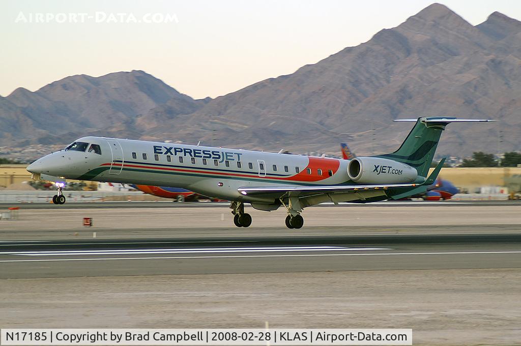 N17185, 2005 Embraer ERJ-145XR (EMB-145XR) C/N 14500922, ExpressJet Airlines / 2005 Embraer EMB-145XR