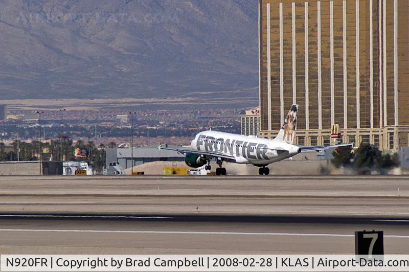 N920FR, 2003 Airbus A319-111 C/N 1997, Frontier Airlines - 'Carl the Coyote' / 2003 Airbus A319-111