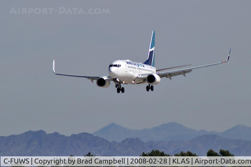 C-FUWS, 2004 Boeing 737-7CT C/N 32765, WestJet Airlines / 2004 Boeing 737-7CT