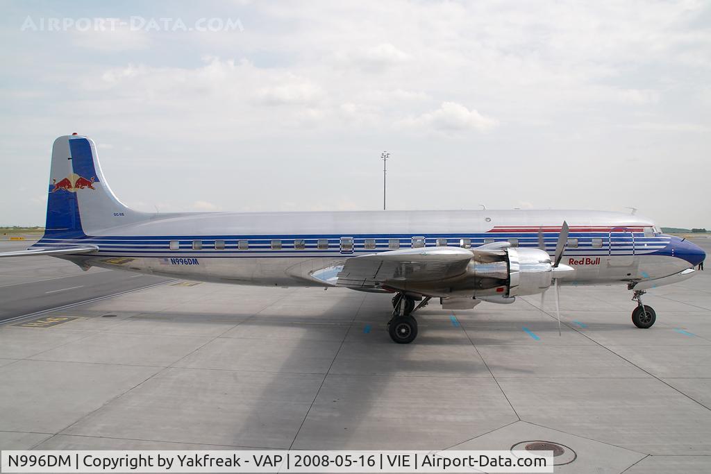 N996DM, 1958 Douglas DC-6B C/N 45563, Red Bull Douglas DC6