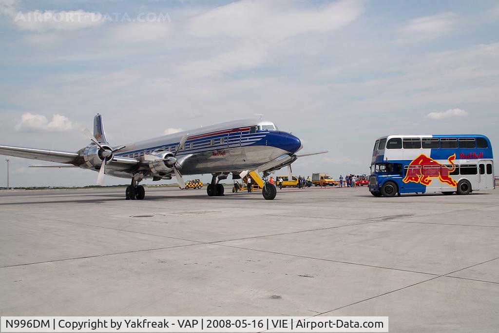 N996DM, 1958 Douglas DC-6B C/N 45563, Red Bull Douglas DC6
