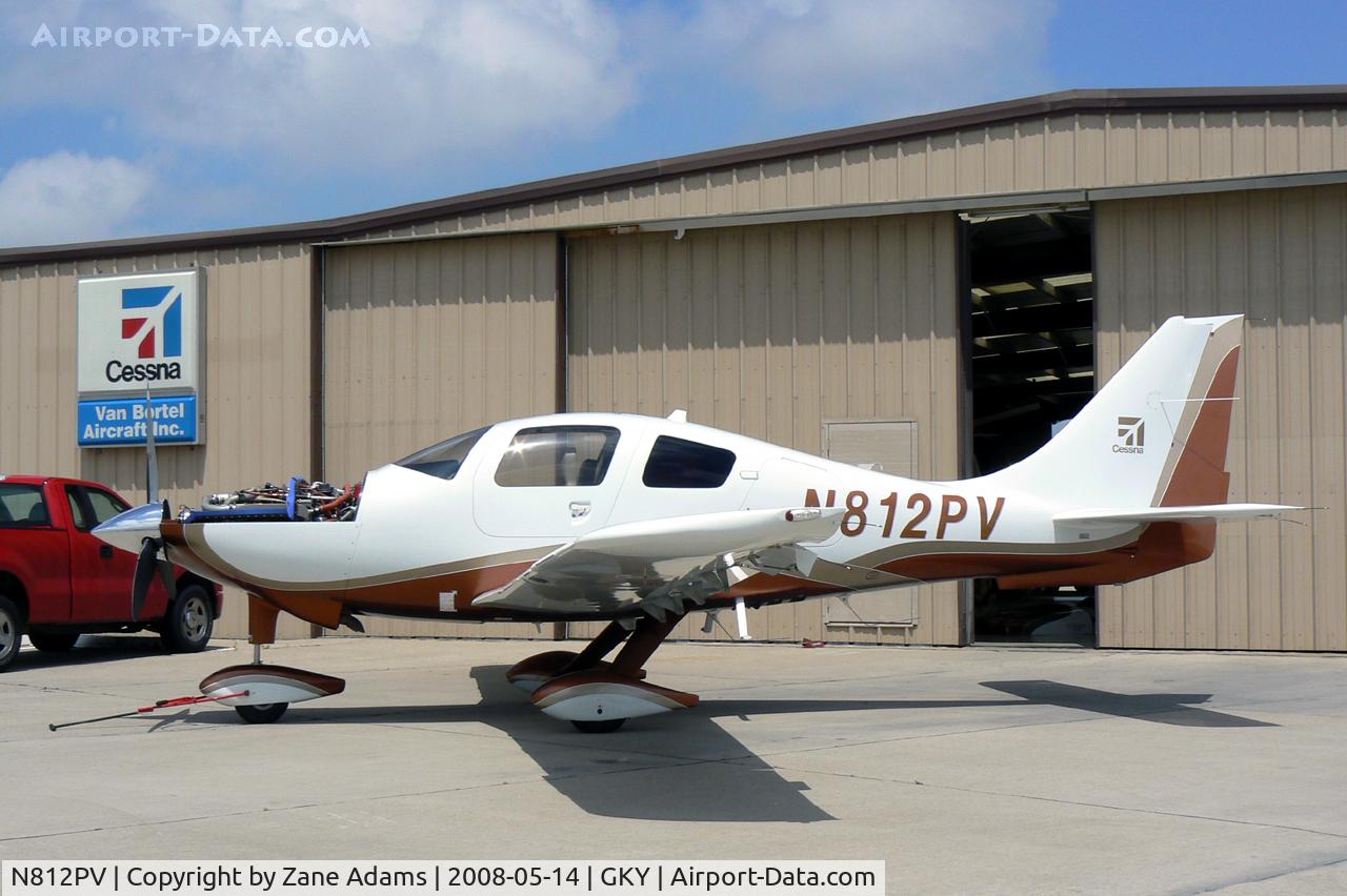 N812PV, 2007 Columbia Aircraft Mfg LC41-550FG C/N 41737, 