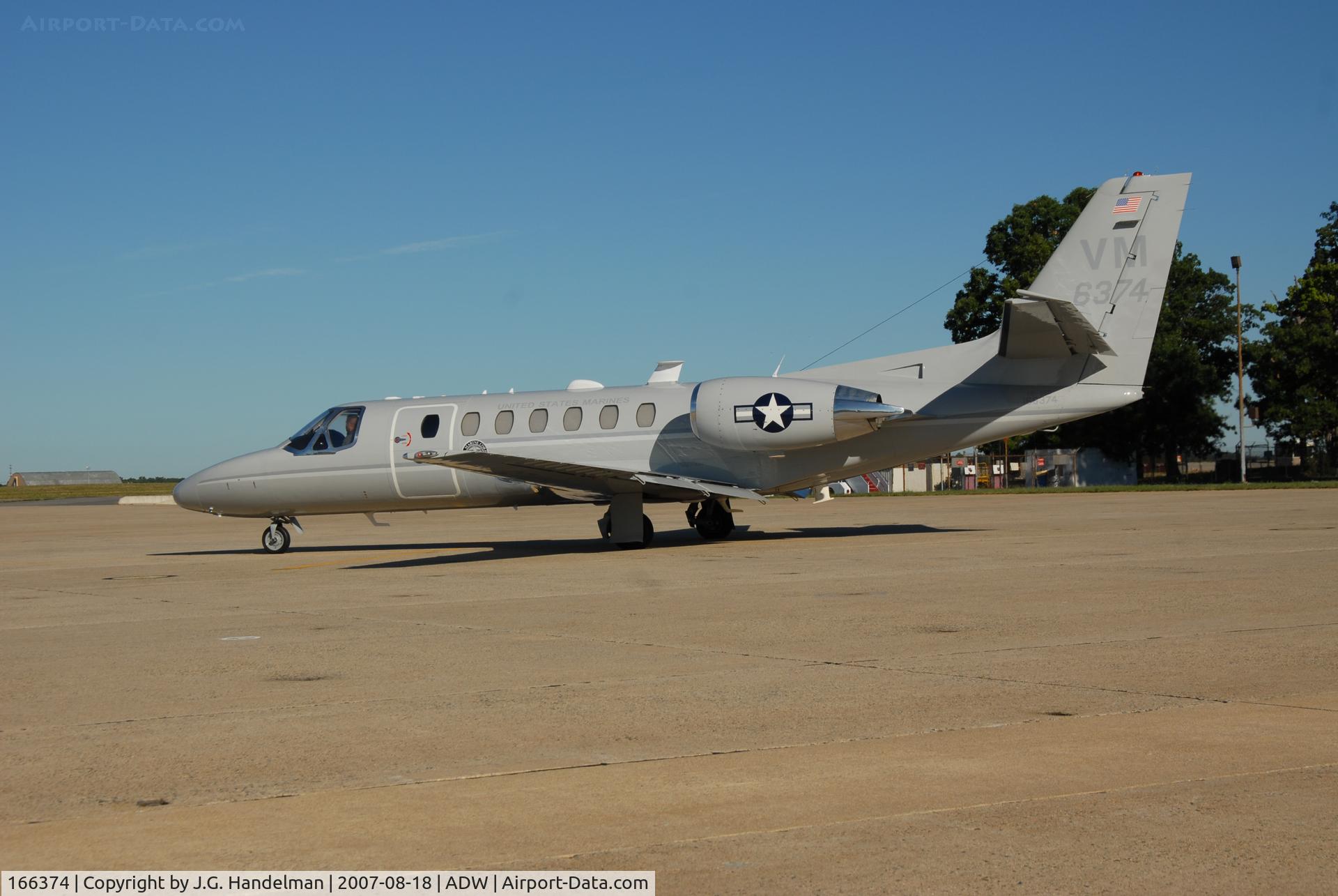 166374, Cessna UC-35D Citation Encore C/N 560-0592, Taxiing at NAF Washington